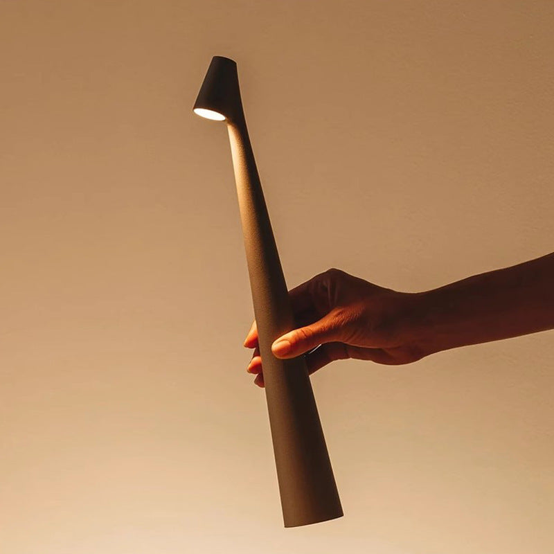 Minimalist Beam Light Luxury Table Lamp Wireless